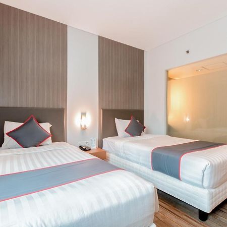 Collection O 7 Hotel Melawai Джакарта Екстер'єр фото